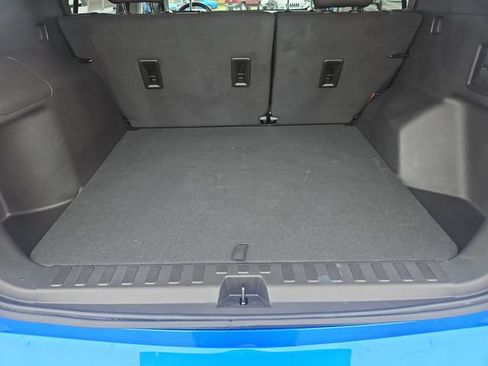 Used 2024 Chevrolet Equinox LT FWD image 22
