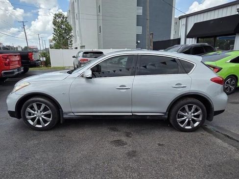 Used 2017 INFINITI QX50 2WD image 5