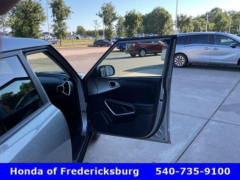 Used 2022 Kia Soul LX w/ Technology Package FWD image 18