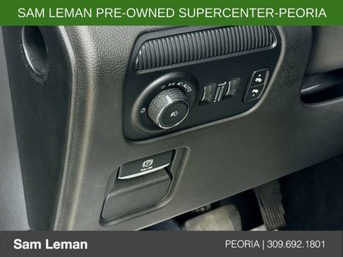 Used 2023 Jeep Wagoneer Series III w/ Premium Group I RWD image 10