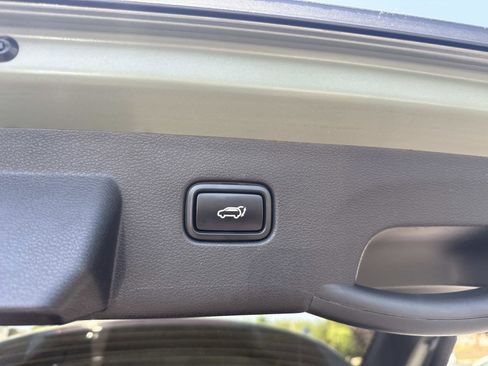 Used 2023 Kia Sportage X-Line w/ X-Line Premium Package AWD/4WD image 8