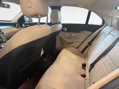 Used 2020 Mercedes-Benz C 300 4MATIC Sedan image 13