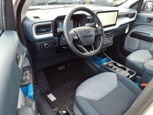 New 2025 Ford Maverick XLT w/ Equipment Group 301A image 19