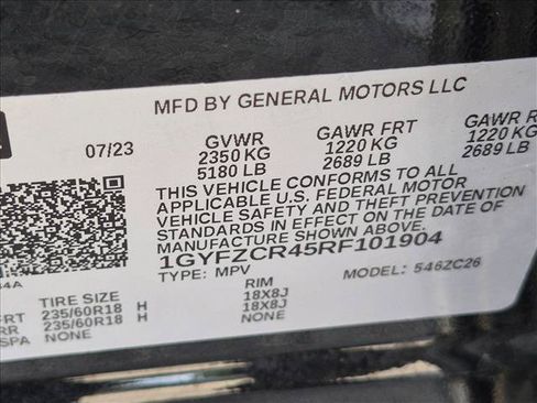 Used 2024 Cadillac XT4 Premium Luxury w/ Technology Package FWD image 25