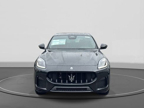 New 2026 Maserati Grecale Modena image 2