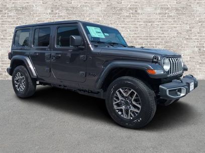 New 2026 Jeep Wrangler Unlimited Sahara w/ Technology Group