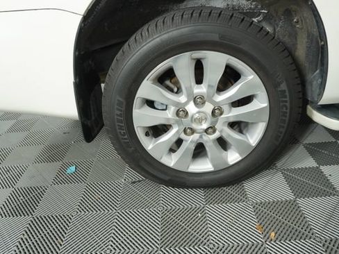 Used 2015 Toyota Sequoia Platinum RWD image 14