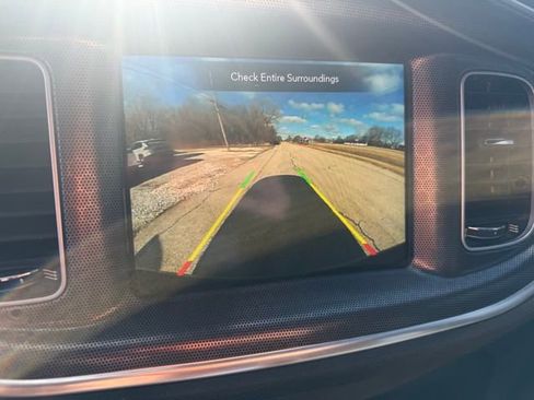 Used 2018 Dodge Charger GT image 28