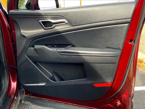 Used 2023 Kia Sportage SX Prestige image 19