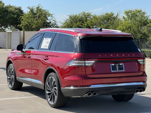 New 2025 Lincoln Aviator Reserve w/ Equipment Group 201A image 7