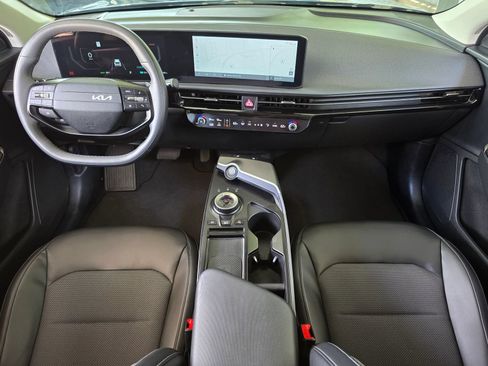 Used 2025 Kia EV6 Light RWD image 15