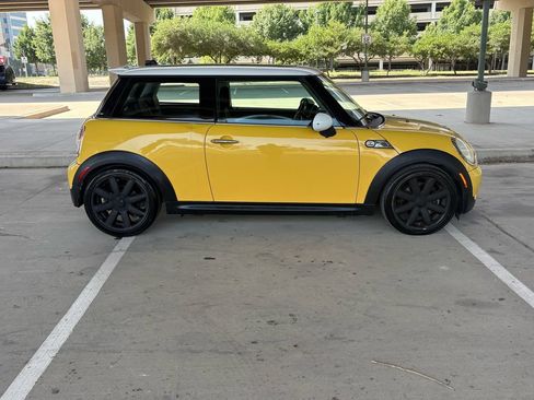 Used 2009 MINI Cooper S FWD image 5