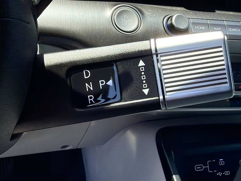 Used 2024 Hyundai Kona SEL FWD image 16