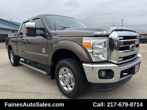 Used 2015 Ford F250 Lariat w/ Chrome Package image 33