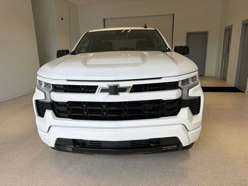 Certified 2023 Chevrolet Silverado 1500 RST w/ Z71 Off-Road Package AWD/4WD image 2