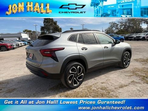 New 2026 Chevrolet Trax RS w/ Driver Confidence Package image 12