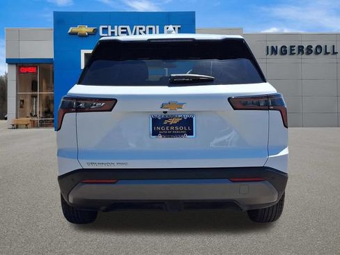Used 2025 Chevrolet Equinox LT AWD/4WD image 24