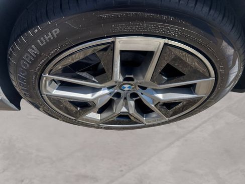 Used 2026 BMW 530i xDrive AWD/4WD image 14
