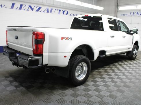 Used 2024 Ford F350 Lariat w/ Lariat Ultimate Package AWD/4WD image 6
