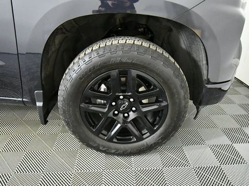 Used 2024 Chevrolet Silverado 1500 RST w/ Convenience Package II image 17