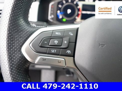 Certified 2022 Volkswagen Atlas SEL R-Line image 23