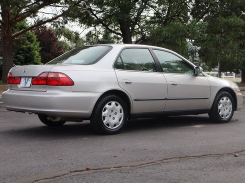 Used 1998 Honda Accord LX image 5