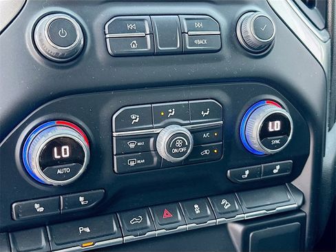 Used 2022 Chevrolet Silverado 1500 LT Trail Boss w/ Safety Package image 16