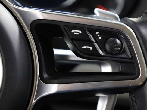 Used 2018 Porsche Cayenne GTS image 28