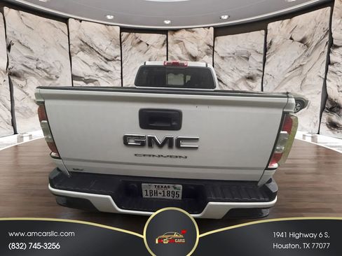 Used 2022 GMC Canyon Elevation w/ Trailering Package RWD image 3