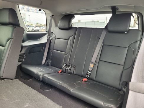 Used 2019 Chevrolet Tahoe LT RWD image 13