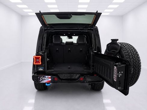 Used 2024 Jeep Wrangler High Altitude AWD/4WD image 12