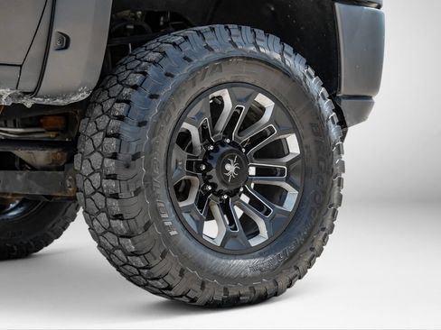 Used 2022 GMC Sierra 2500 Denali AWD/4WD image 47