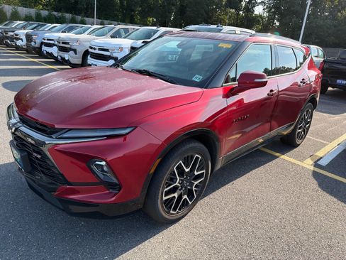 Certified 2024 Chevrolet Blazer RS w/ Enhanced Convenience Package AWD/4WD image 6