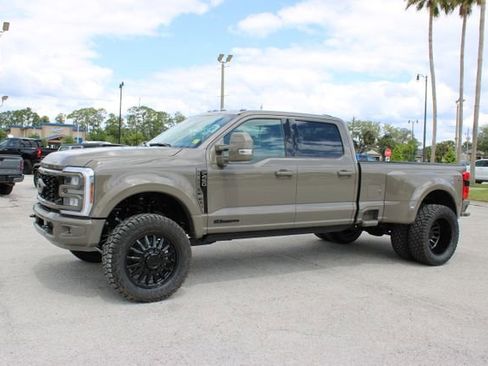 Used 2026 Ford F450 Lariat AWD/4WD image 5