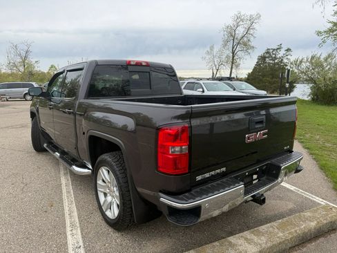 Used 2015 GMC Sierra 1500 SLE w/ SLE Value Package AWD/4WD image 7
