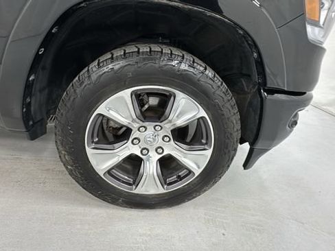 Used 2022 RAM 1500 Laramie w/ Sport Appearance Package AWD/4WD image 9