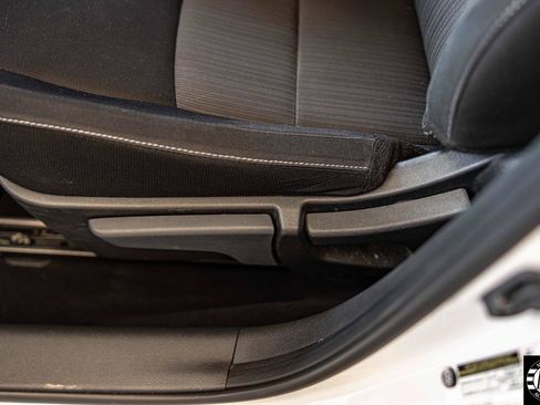 Used 2020 Nissan Sentra SV w/ Electronics Package FWD image 10