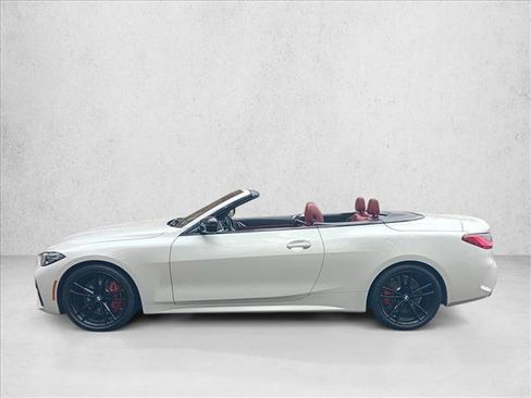 Used 2022 BMW M440i Convertible w/ Premium Package image 8