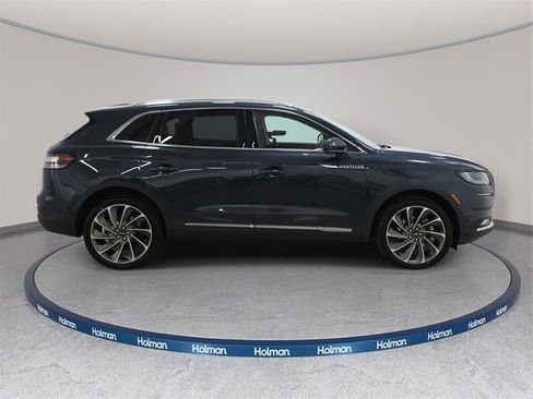 Used 2023 Lincoln Nautilus Reserve w/ Equipment Group 202A image 4