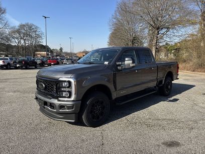 New 2026 Ford F250 Lariat w/ Black Appearance Package