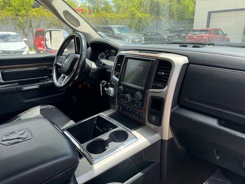 Used 2015 RAM 1500 Laramie AWD/4WD image 10