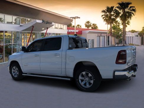 Used 2023 RAM 1500 Laramie AWD/4WD image 5