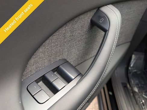 Used 2024 Tesla Model X image 11