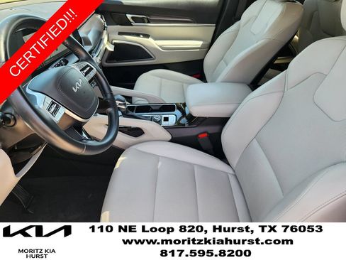 Certified 2025 Kia Telluride S FWD image 17