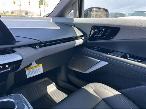 New 2025 Cadillac Optiq Sport 1 image 27