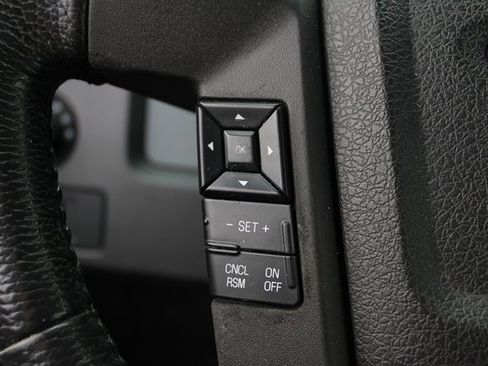 Used 2013 Ford F150 XLT w/ Luxury Equipment Group image 16