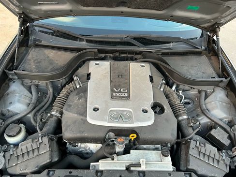 Used 2012 INFINITI G37 Journey w/ Premium Pkg image 29