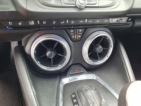 Used 2020 Chevrolet Camaro SS RWD image 14