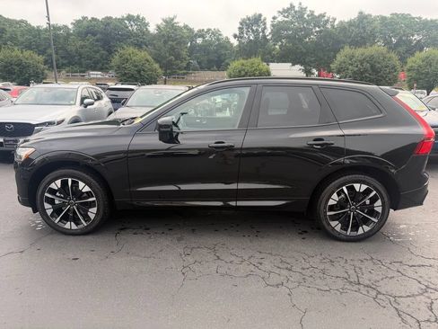 Used 2026 Volvo XC60 B5 Plus w/ Protection Package Premier AWD/4WD image 3