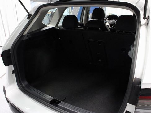 Used 2025 Volkswagen Taos S AWD/4WD image 15